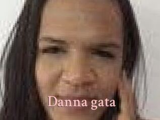 Danna_gata