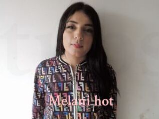 Melani_hot